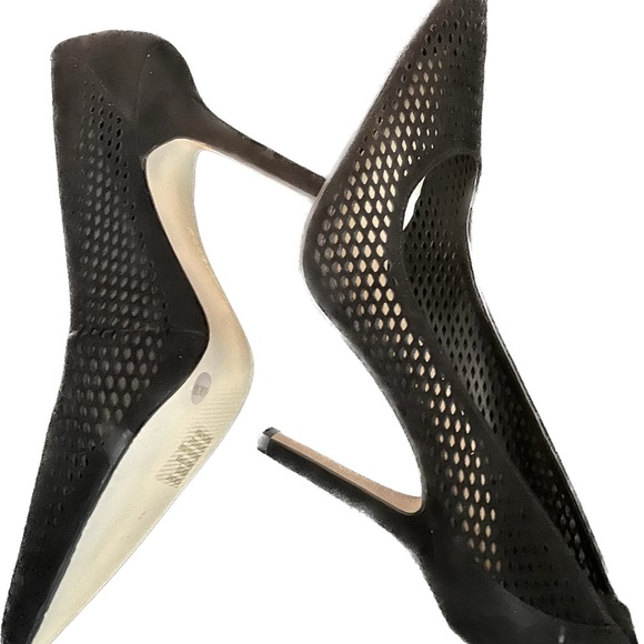 BCB Generation US Size 8.5, Lady's black suede high heel shoes. - Picture 6 of 9